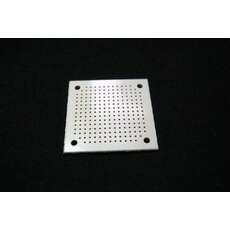 Baquelita perforada 4.5 x 4.5 cm