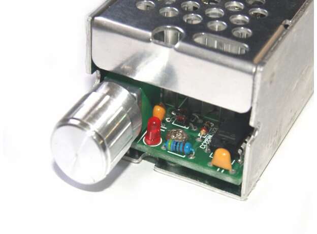 Controlador de velocidad de motores 12v-40vDC 3A